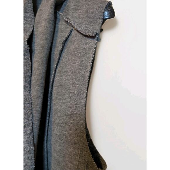 Dark Academia Women's M Gray Fleece Vest Open Waterfall Front Preppy Modern - Picture 3 of 7